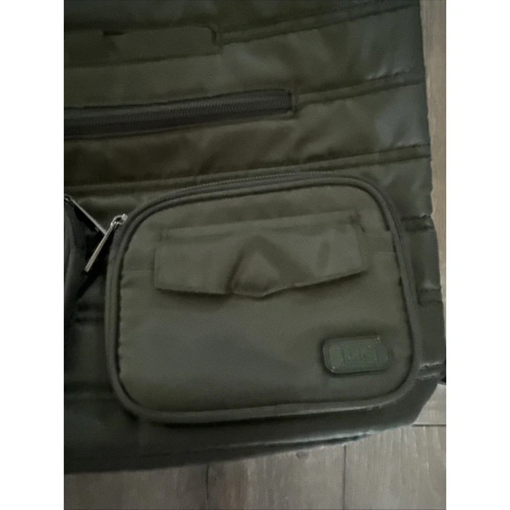 lug zipliner convertible